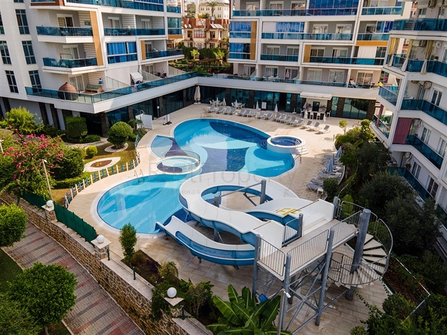 شقة 3+1 مطلة على البحر في توسمورا