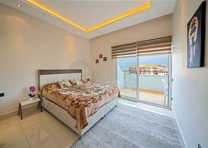 شقة 3+1 مطلة على البحر في توسمورا