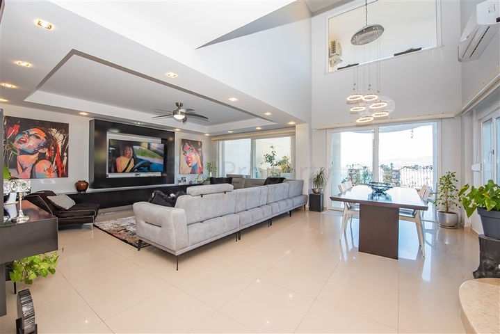 فيلا 3+1 للعيش الهادئ والاسترخاء في ألانيا