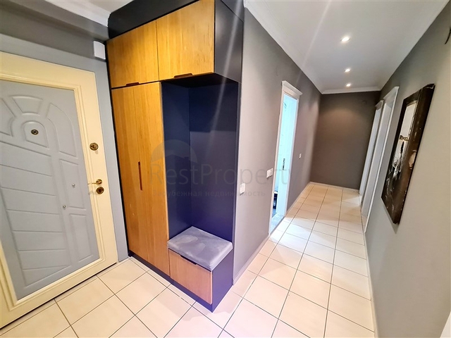 شقة فسيحة ومشرقة من غرفتي نوم مع شرفتين شقة فسيحة ومشرقة من غرفتي نوم مع شرفتين