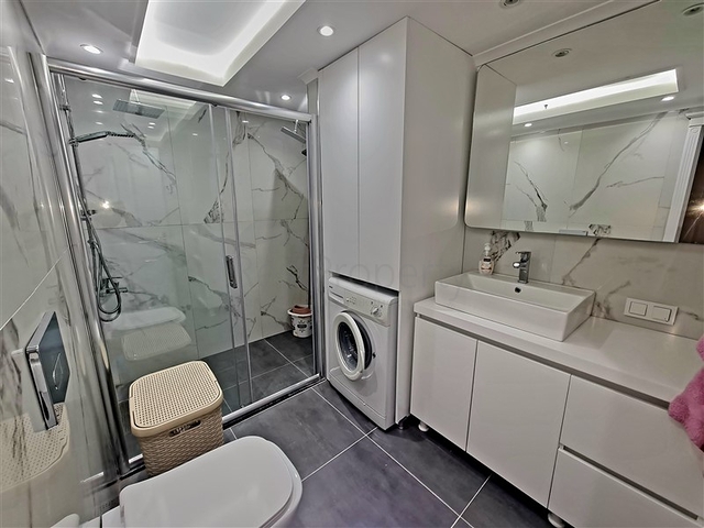 شقة فسيحة ومشرقة من غرفتي نوم مع شرفتين شقة فسيحة ومشرقة من غرفتي نوم مع شرفتين