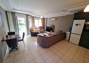 شقة فسيحة ومشرقة من غرفتي نوم مع شرفتين شقة فسيحة ومشرقة من غرفتي نوم مع شرفتين