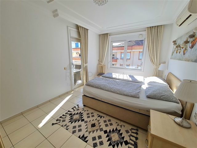 بنتهاوس 3+1 مع إمكانية الحصول على تصريح إقامة