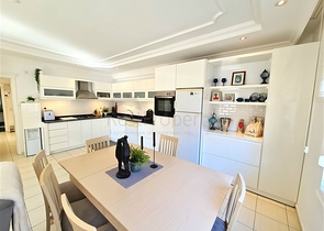 بنتهاوس 3+1 مع إمكانية الحصول على تصريح إقامة