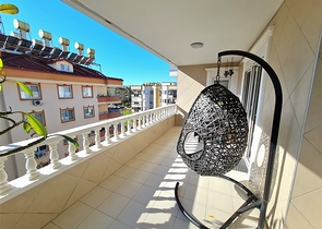 بنتهاوس 3+1 مع إمكانية الحصول على تصريح إقامة