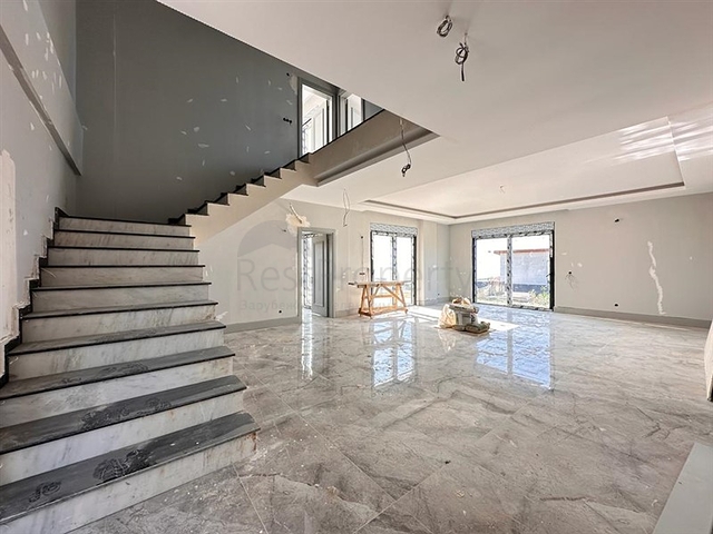 فيلا 4+1 في أفسالار