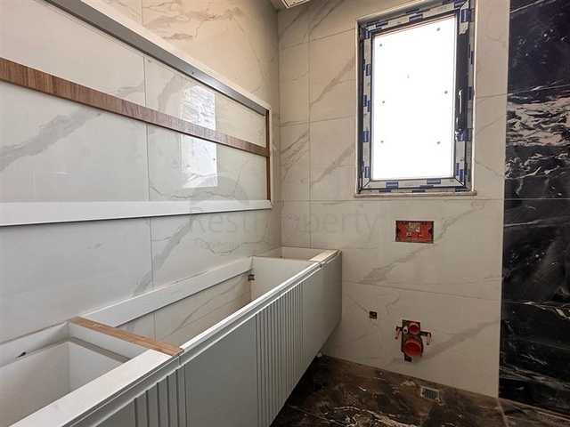 فيلا 4+1 في أفسالار