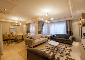 شقة 2 + 1 على الخط الأول في حي محمودلار