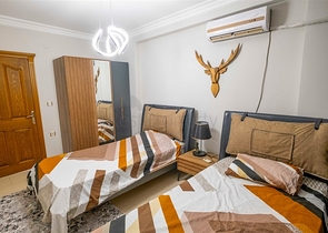 شقة 2 + 1 على الخط الأول في حي محمودلار