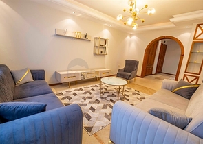 شقة 2 + 1 على الخط الأول في حي محمودلار