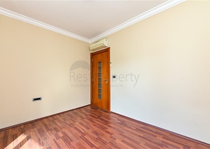 شقة فاخرة 2 + 1 على السطر الأول في وسط ألانيا