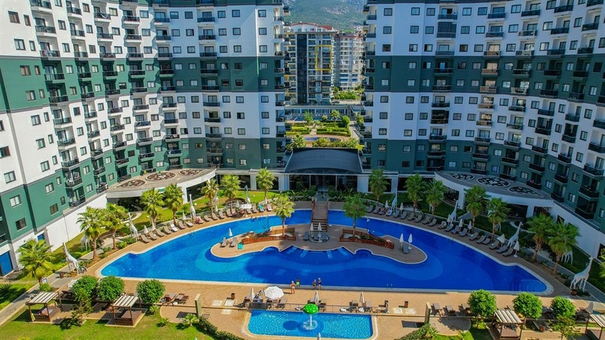 شقة مفروشة 1 + 1 في مجمع مع بنية تحتية فندقية في محمودلار