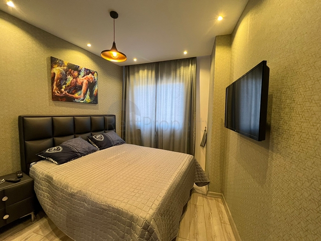 شقة مفروشة 1 + 1 في مجمع مع بنية تحتية فندقية في محمودلار