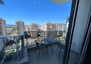 شقة مفروشة 1 + 1 في مجمع مع بنية تحتية فندقية في محمودلار