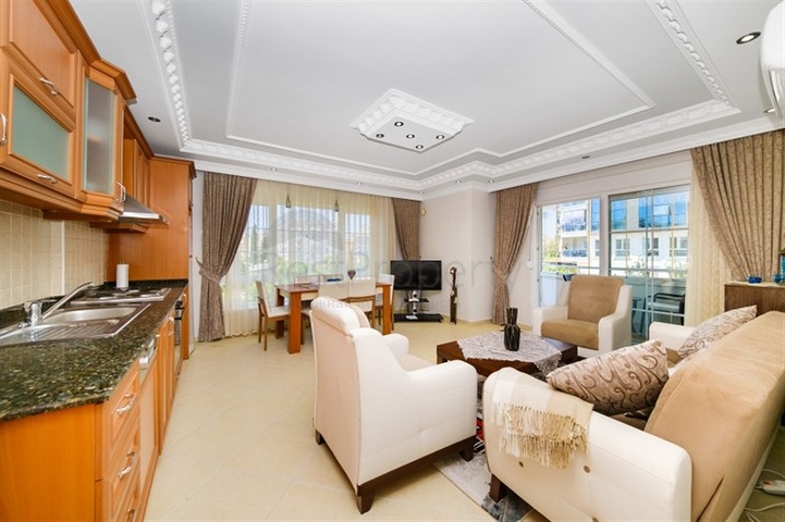 شقة مفروشة 2 + 1 في وسط ألانيا