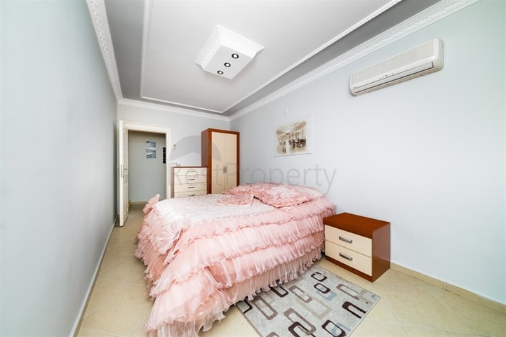 شقة مفروشة 2 + 1 في وسط ألانيا