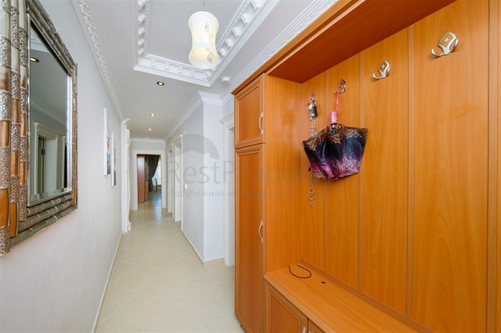 شقة مفروشة 2 + 1 في وسط ألانيا