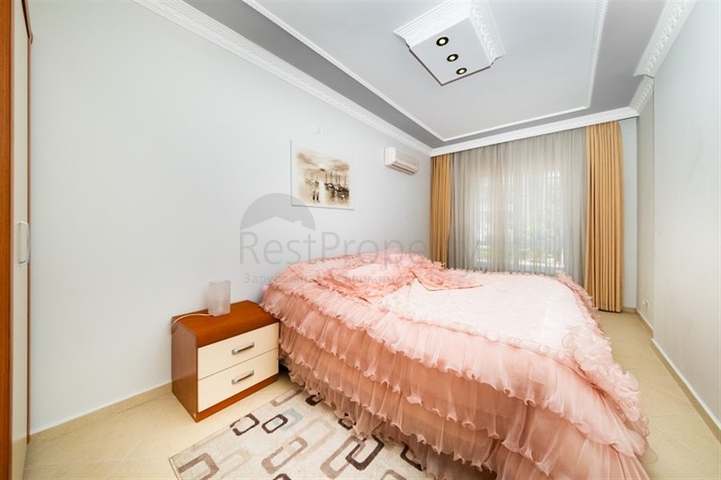 شقة مفروشة 2 + 1 في وسط ألانيا