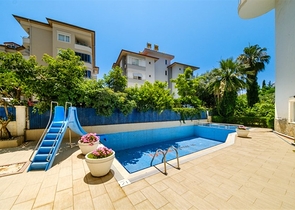 شقة مفروشة 2 + 1 في وسط ألانيا