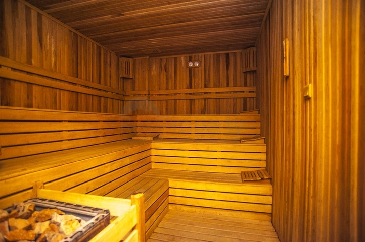 بنتهاوس 3 + 1 مع إطلالات بانورامية على البحر في منطقة كوناكلي