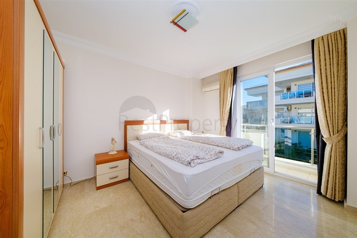 بنتهاوس 3 + 1 مع إطلالات بانورامية على البحر في منطقة كوناكلي