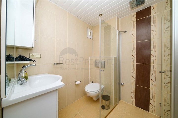 بنتهاوس 3 + 1 مع إطلالات بانورامية على البحر في منطقة كوناكلي