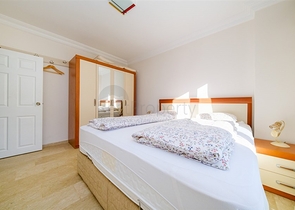 بنتهاوس 3 + 1 مع إطلالات بانورامية على البحر في منطقة كوناكلي