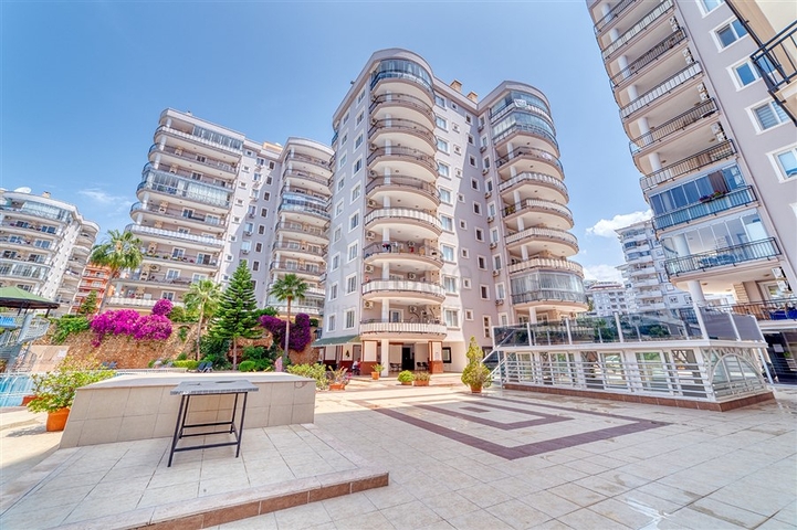 شقة من غرفتي نوم في منطقة توسمور