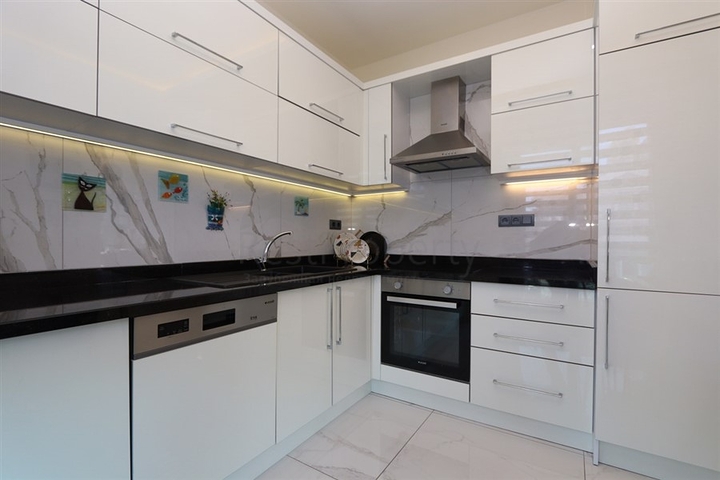 شقة بغرفتي نوم على بعد 300 متر من شاطئ كليوباترا