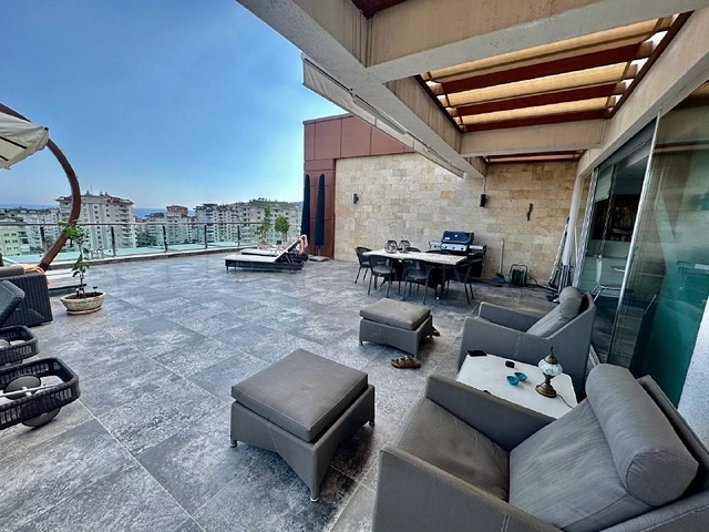 3 + 1 في منطقة سيكجيلي