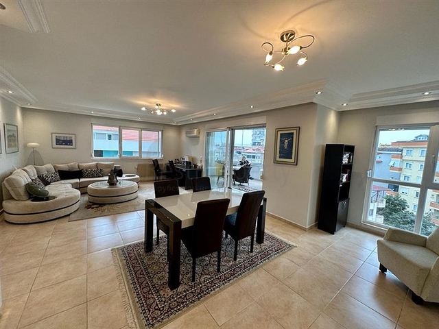 شقة مفروشة 2 + 1 في سيكجيلي