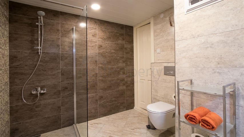 بنتهاوس واسع 3 + 2 في منطقة أوبا بنتهاوس واسع 3 + 2 في منطقة أوبا