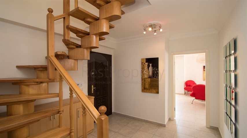 بنتهاوس واسع 3 + 2 في منطقة أوبا بنتهاوس واسع 3 + 2 في منطقة أوبا