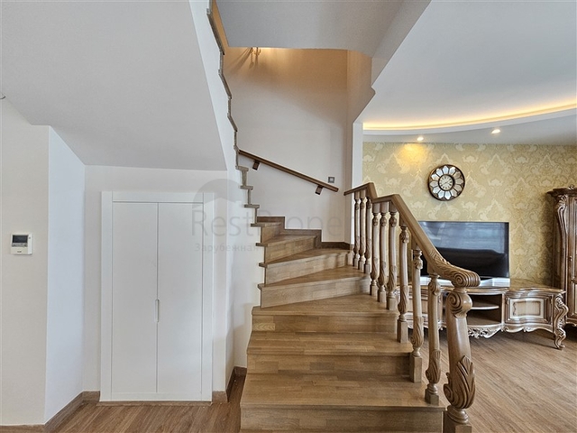 بنتهاوس فاخر 3 + 1 مصنوع حسب الطلب بنتهاوس فاخر 3 + 1 مصنوع حسب الطلب