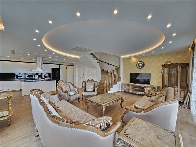 بنتهاوس فاخر 3 + 1 مصنوع حسب الطلب بنتهاوس فاخر 3 + 1 مصنوع حسب الطلب