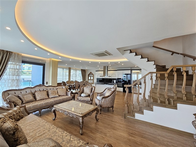 بنتهاوس فاخر 3 + 1 مصنوع حسب الطلب بنتهاوس فاخر 3 + 1 مصنوع حسب الطلب