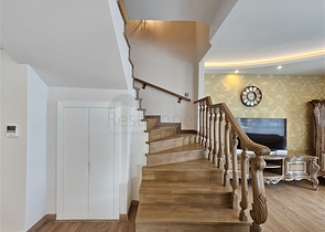 بنتهاوس فاخر 3 + 1 مصنوع حسب الطلب بنتهاوس فاخر 3 + 1 مصنوع حسب الطلب