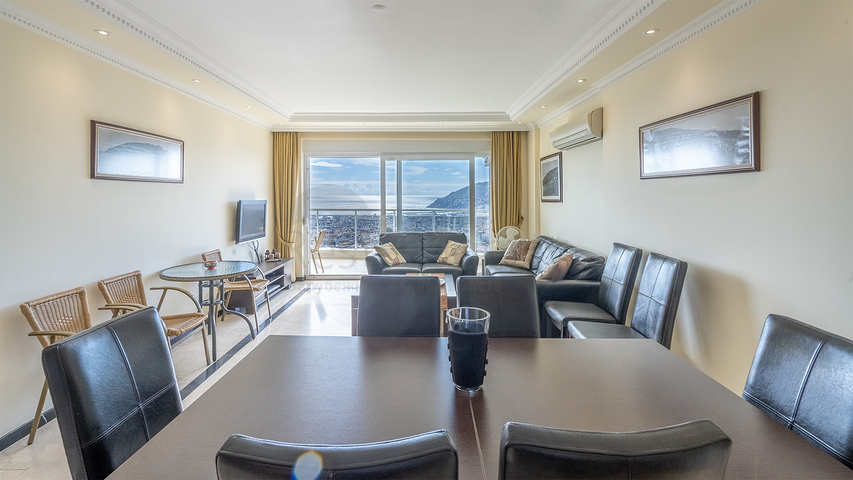 بنتهاوس مفروش 4 + 1 مطل على البحر في وسط ألانيا