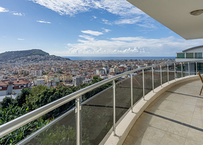 بنتهاوس مفروش 4 + 1 مطل على البحر في وسط ألانيا