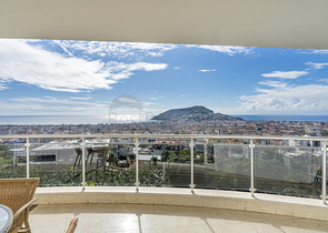 بنتهاوس مفروش 4 + 1 مطل على البحر في وسط ألانيا