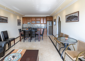 بنتهاوس مفروش 4 + 1 مطل على البحر في وسط ألانيا