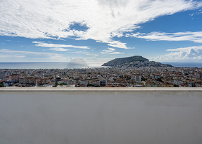 بنتهاوس مفروش 4 + 1 مطل على البحر في وسط ألانيا