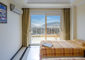 بنتهاوس مفروش 4 + 1 مطل على البحر في وسط ألانيا