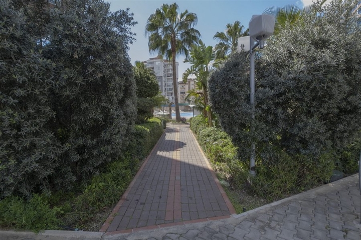 شقة فسيحة 1 + 1 في المنطقة الوسطى من ألانيا شقة فسيحة 1 + 1 في المنطقة الوسطى من ألانيا