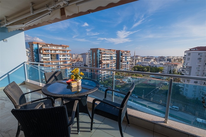 شقة فسيحة 1 + 1 في المنطقة الوسطى من ألانيا شقة فسيحة 1 + 1 في المنطقة الوسطى من ألانيا