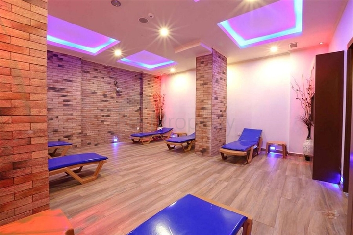 شقة فسيحة 1 + 1 في المنطقة الوسطى من ألانيا شقة فسيحة 1 + 1 في المنطقة الوسطى من ألانيا