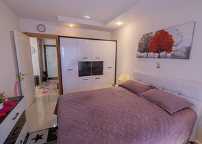 شقة فسيحة 1 + 1 في المنطقة الوسطى من ألانيا شقة فسيحة 1 + 1 في المنطقة الوسطى من ألانيا