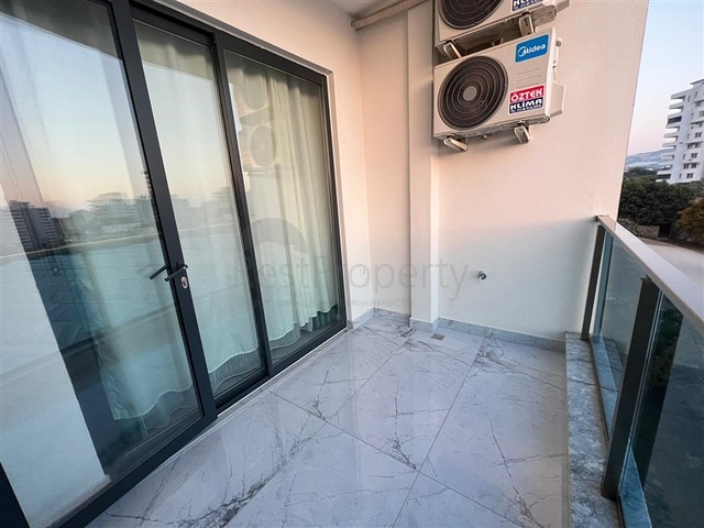 شقة جديدة أنيقة 1+1 في منطقة محمودلار شقة جديدة أنيقة 1+1 في منطقة محمودلار