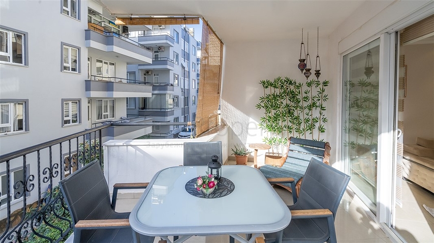 شقة 2 + 1 في منطقة أوبا