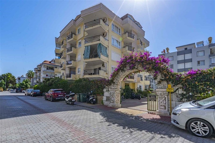 شقة 2 + 1 في منطقة أوبا